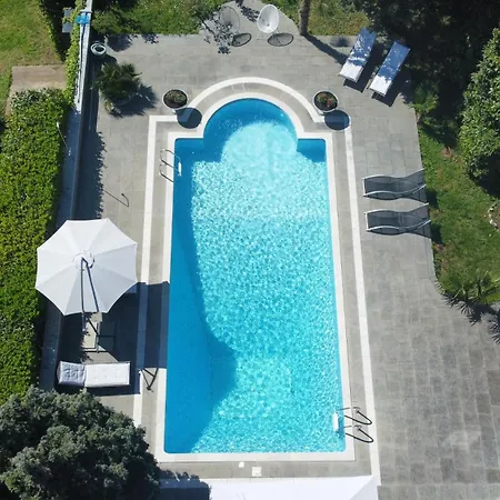 Appartement Luxury With Private Pool And 2 Bedrooms In Bay View Opatija